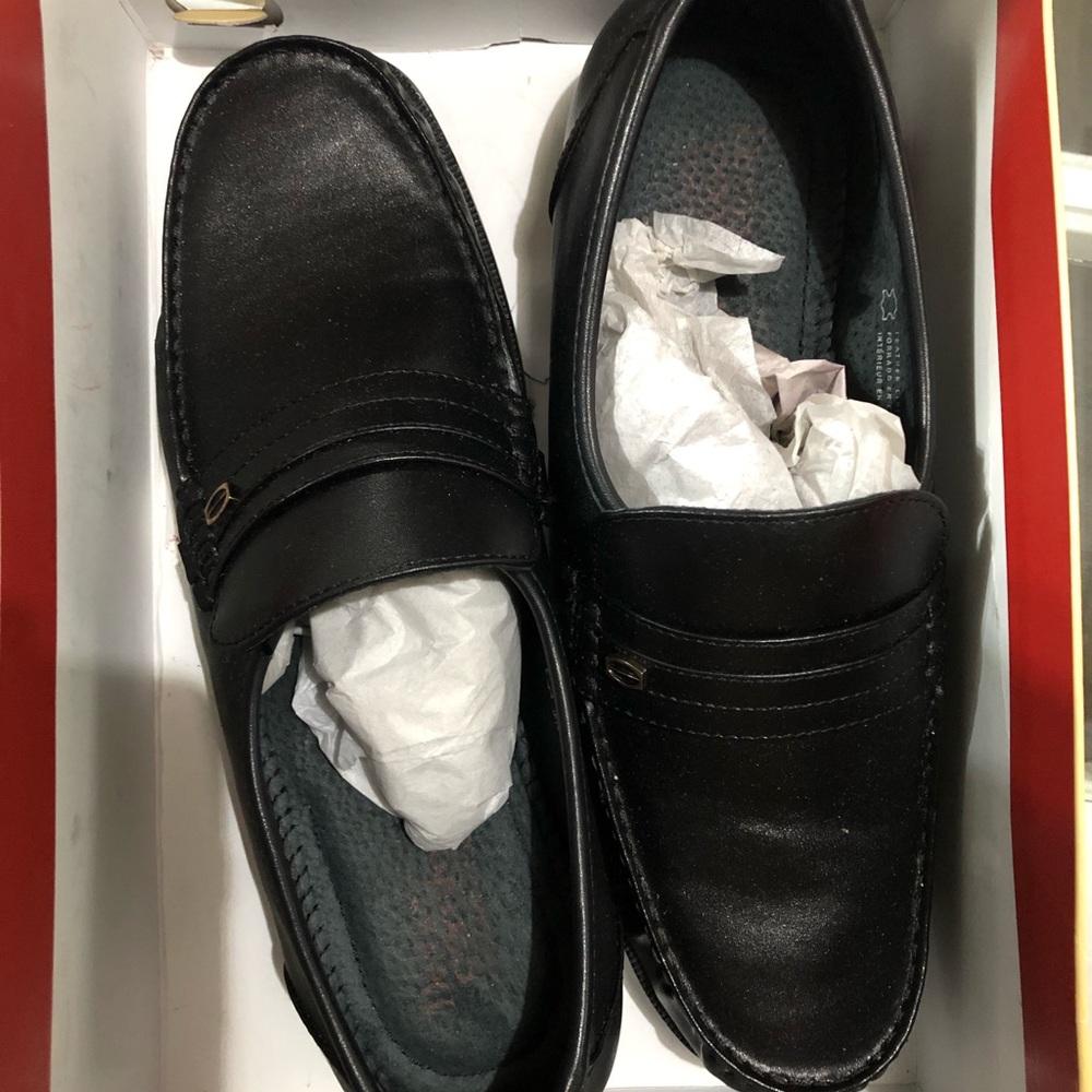 Dexter dress shoes